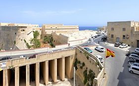 Vallettastay - Harbor View Gem -Sea View 2 Bed Apt